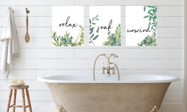 Bathroom wall art decor